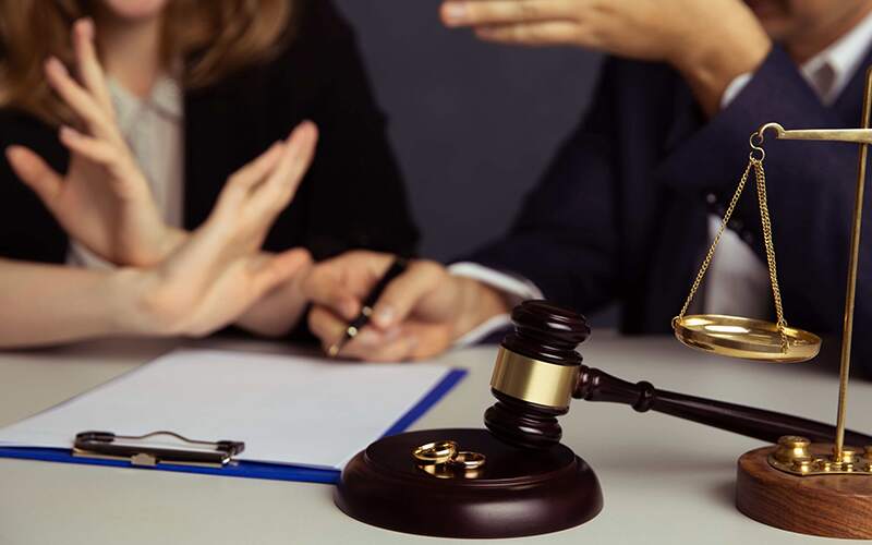 اضافه کردن وکیل در طلاق